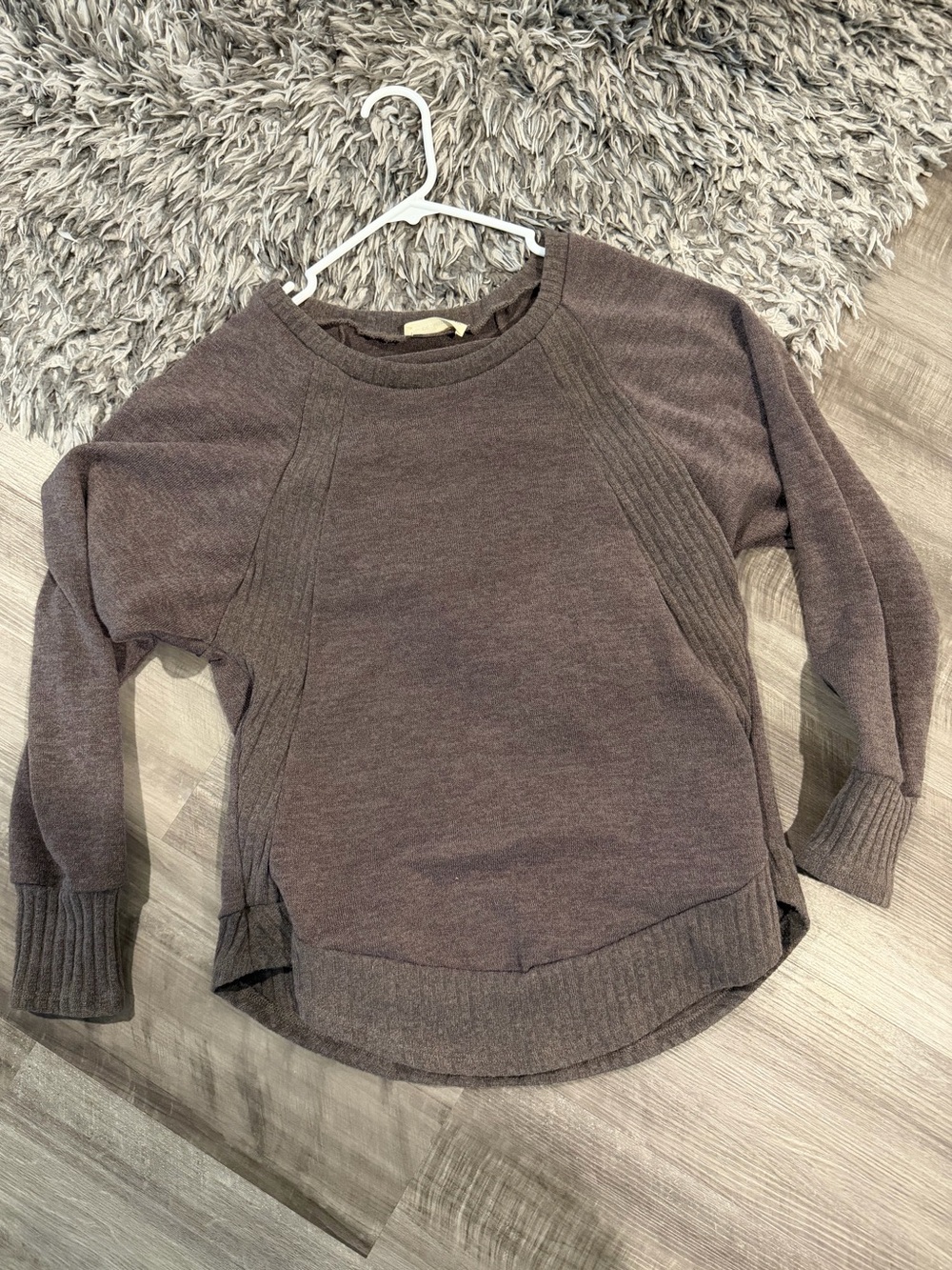 Cozy Brown Women’s Light Pullover Sweater